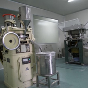 Sugar tablet machine